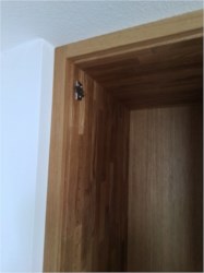 Einbauschrank aus Eiche mit Rahmentüren, weiß supermatt